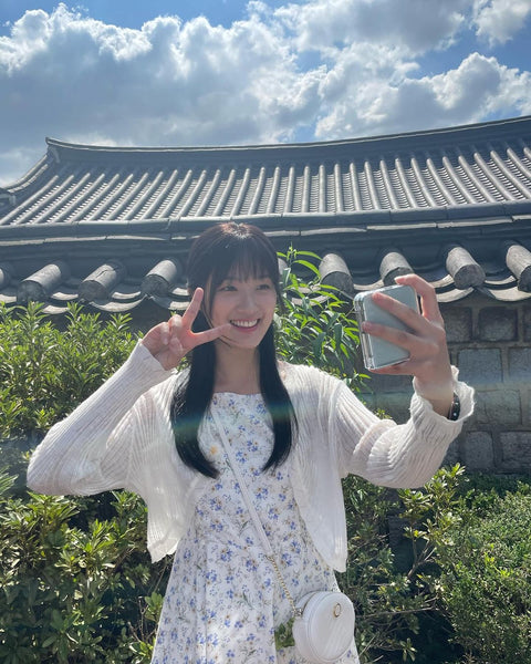 Bí Quyết Gu Thời Trang Sành Điệu Như "Gái Đôi Mươi" Của Kim Hye Yoon Bí Quyết Gu Thời Trang Sành Điệu Như "Gái Đôi Mươi" Của Kim Hye Yoon
