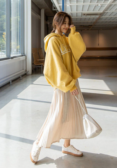 6 Phong Cách Với Áo Hoodie Độc Đáo 6 Phong Cách Với Áo Hoodie Độc Đáo