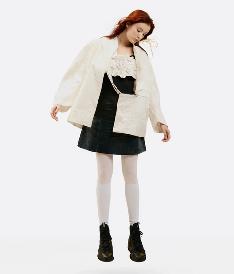 Bí Quyết Chọn Áo Khoác Chống Lạnh Vừa Ấm Vừa Đẹp Bí Quyết Chọn Áo Khoác Chống Lạnh Vừa Ấm Vừa Đẹp