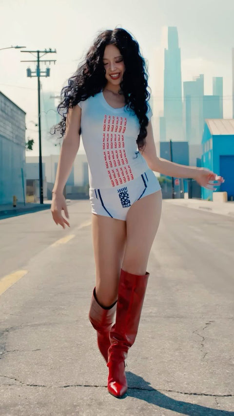 Jennie Mantra Khiến Cả Thế Giới Mê Mẩn Với Visual Đỉnh Jennie Mantra Khiến Cả Thế Giới Mê Mẩn Với Visual Đỉnh