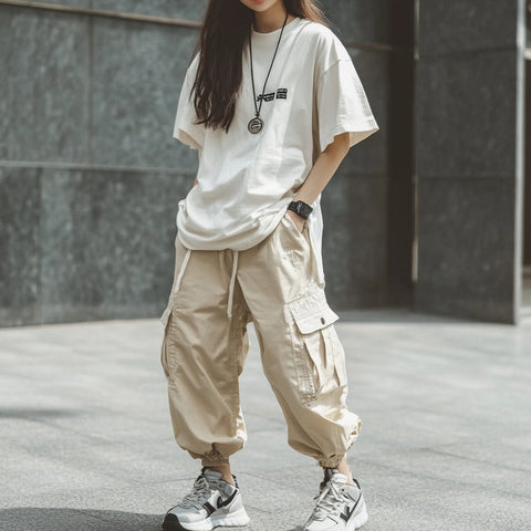 Phối Đồ Với Áo Thun Nữ – Từ Basic Đến Cá Tính Phối Đồ Với Áo Thun Nữ – Từ Basic Đến Cá Tính