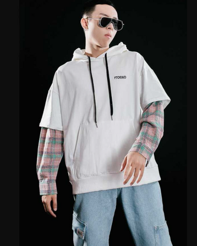 Cách Phối Đồ Với Áo Hoodie Trắng Đơn Giản Và Hiệu Quả